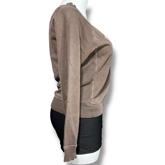 Old Navy Womens Y2K Sweatshirt Wide Boat Neck Graphic Print Banded Hem Brown Lar - Picture 3 of 10